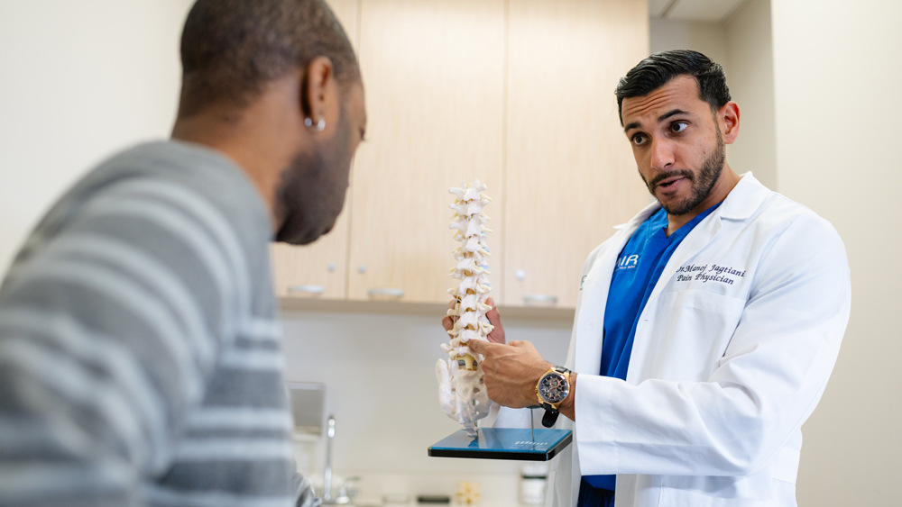 Manoj-Jagtiani-Spine-and-Pain-Doctor