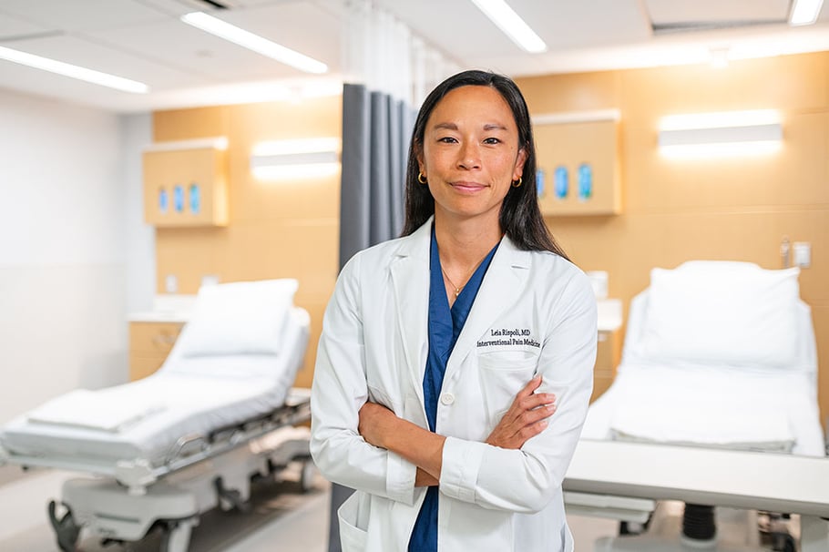 Who Should Visit the Hip and Pelvis Center_